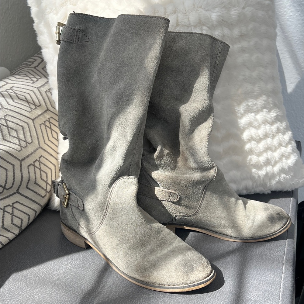 Suede Mid-Calf Women's Boots in Gray
